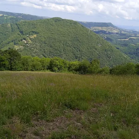 Du Guilhaumard Et Du Larzac Tatil Evi